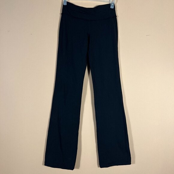 Lululemon Women's Mid-Rise Black Flare Pants - Picture 1 of 8